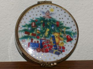 Vintage F.  M.  Limoges Christmas Tree Trinket Box With Gold Trim.  & Reindeer Clasp