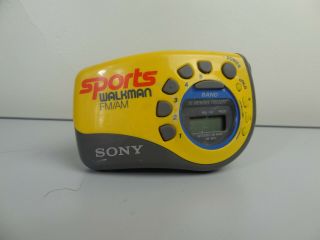 Vintage Sony Sports Walkman Fm/am 10 Presets Radio With Arm Strap Srf - M78