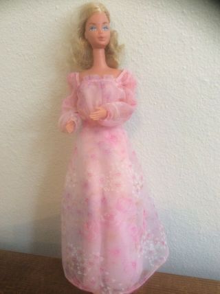 Vintage 1978 Kissing Barbie With Dress Kisses With Sound & Pucker