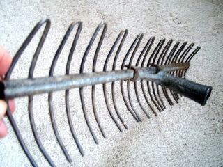 Vintage Metal Garden Rake Head 14 Tines 20 Inches Wide No Welds - Primitive