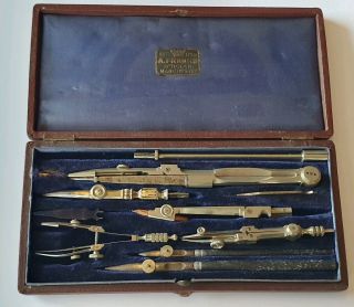 Vintage/antique Rare L.  A Franks Optician Manchester Cased Drawing Instrument Set