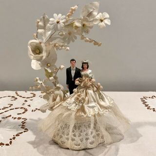Vintage Wedding Cake Topper 1940’s Lily Of The Valley W/bonus Shower Decoration