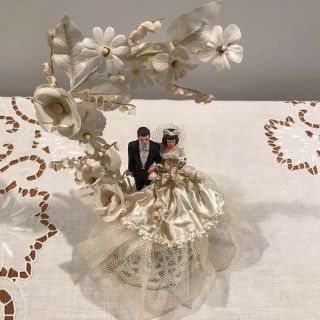 Vintage Wedding Cake Topper 1940’s Lily Of The Valley W/Bonus Shower Decoration 2