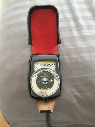 Photo Light Meter,  Vintage Gossen Luna Pro & Leather Case Made In (west) Germany