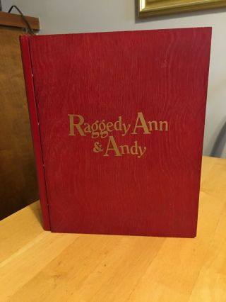 Raggedy Ann & Andy Wooden Book Box Display Case Vintage 597546 Enesco