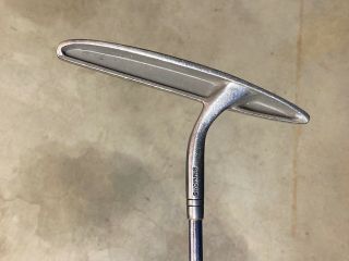 Vintage Pat Simmons Great White Putter Shark Golf Club Right Hand 33 "