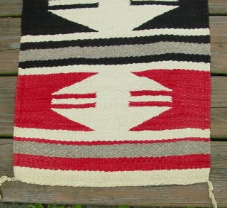 VINTAGE WOOL SOUTHWEST NAVAJO INDIAN STYLE TEXTILE RUG OR WALL HANGING 3