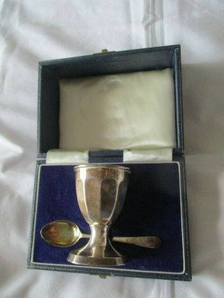 Antique Vintage Sterling Silver Egg Cup & Teaspoon Christening Gift Boxed T&s