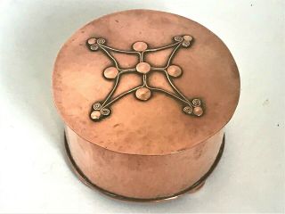Antique Arts & Crafts Handmade Hammered Copper Trinket Box - c.  1900 - 1920 2