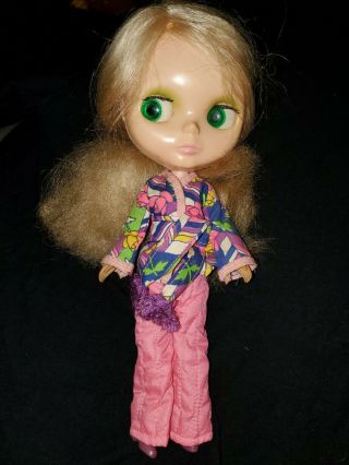 1972 Kenner Blythe Doll Blonde with Lounging Lovely Outfit tagged 6 Lines 2