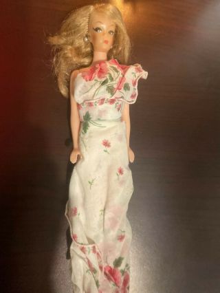 Vintage 1950’s 1960’s Barbie Clone Doll Unique Uneeda “ U”