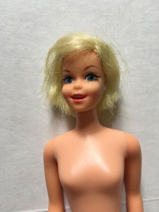 Vintage Barbie Casey Doll Tnt Bendable Legs