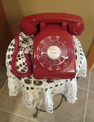 Vintage At&t Western Electric 500 Dm " Cherry Red " Rotary Dial Phone