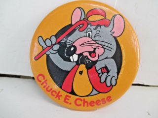 Vtg Chuck E Cheese Pin Badge 1982 Pizza Time Theatre Mouse Large 2 7/8 Inch 8558