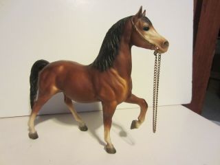 Vintage Breyer Molding Brown Horse Black Mane & Tail 1 Leg Up
