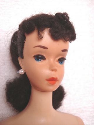 Vintage 3 Brunette ponytail Barbie 2