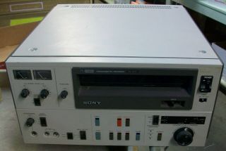 Vintage Sony U - Matic Vo - 5800 Video Cassette Recorder,  From Tv Producer Estate
