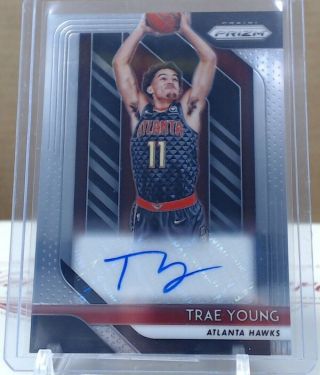 2018 19 Panini Prizm Trae Young Autograph Auto Rookie Card Hawks Rc