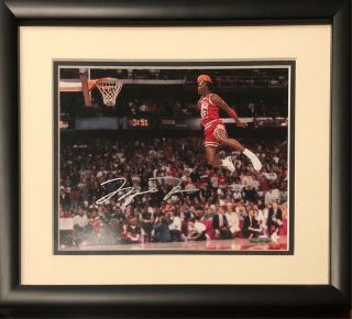 Uda Michael Jordan 8x10 “gatorade” Auto/signed Framed Photo Upper Deck Holo