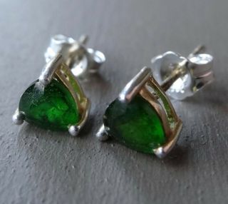 Vintage 925 Sterling Silver Gilt Emerald Green Stone Pierced Stud Earrings - H45