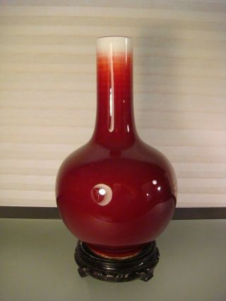 Chinese Langyao Oxblood Sang - De - Boeuf Bottle Vase W/ Stand