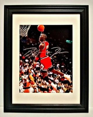 Michael Jordan Signed Autographed 8x10 Photo Authentic Chicago Bulls