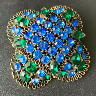 Signed Lisner Vtg Sapphire Blue Emerald Green Rhinestone Flower Brooch Pin 620