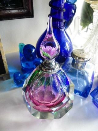 Vintage Crystal Cut Glass Perfume Bottle - Flower In The Lid 1980 