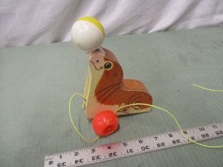 Vintage Fisher Price Pull Toy Seal 694 yellow ball Suzie Sea Lion wood balancing 2