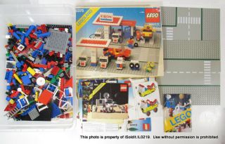 Vintage 1979 Lego Legoland Town System Gas Station 6375 W/ Box,