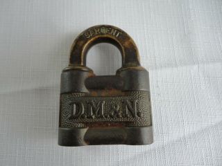 Antique Cast Iron & Brass D.  M.  & N.  Railroad Tumbler Lock Padlock - Sargent