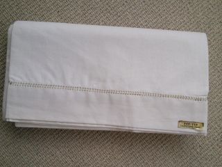 & Unwashed French Fine Linen Fabric / Sheet With Large Ladderwork