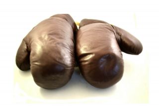 Retro Vintage Dark Brown leather boxing gloves GDR DDR 3