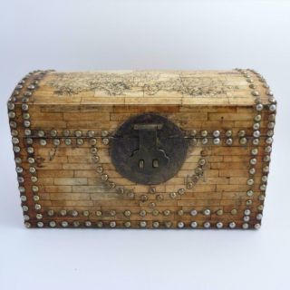 Japanese Trunk With Brass Lock And Studwork,  Eagle Decoration 19 Century