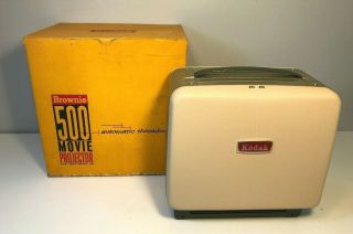 Vintage Eastman Kodak Brownie 500 No.  225 Movie Projector Model A5 f/1.  6 Lens 2