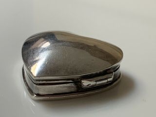 Vintage Hallmarked Sterling Silver Heart Shapped Pill/trinket Box 2