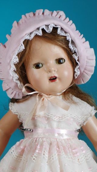 Madame Alexander Composition Princess Elizabeth Doll 16 "