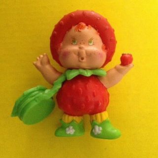 Strawberry Shortcake Berrykin Critter With Pouch 1985 Authentic Vintage A.  G.  C