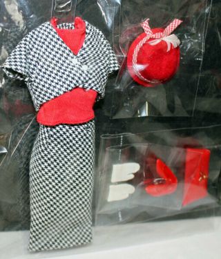 Vintage Barbie Francie Japanese Fashion 2 Piece Outfit Shoes Gloves Purse Hat