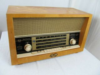 Vintage Rca Victor Radio High Fidelity Wood Case Radio Tons Of Character Retro