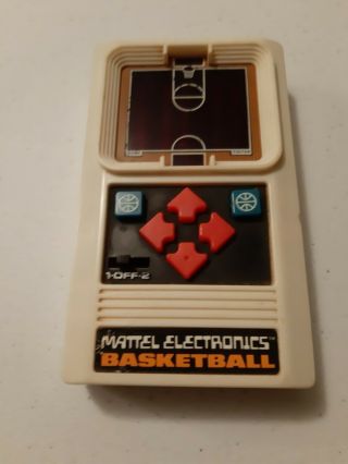 Mattel Basketball Vintage Electronic Handheld Tabletop Arcade Video Game
