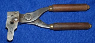 Vintage Winchester Rep.  Arms 32 W C F Caliber Bullet Mold Wooden Handles