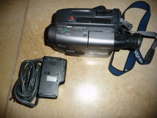 Sony Ccd - Trv40 Handycam 8mm Video Camera Vintage Camcorder Transfer Home Video