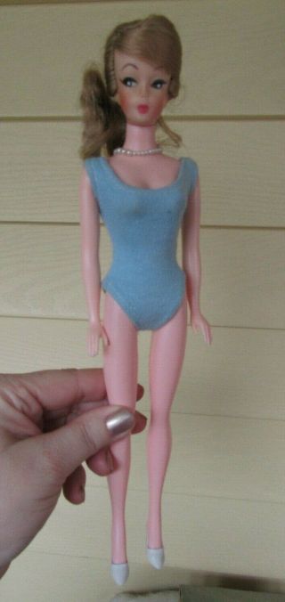 ELITE CREATIONS 1960 ' s WENDY Barbie swirl clone Doll Rare HTF 11 1/2 