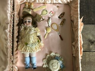 Vintage/antique Porcelain Doll With Complete Set Of Accessories & Case 220 - 18