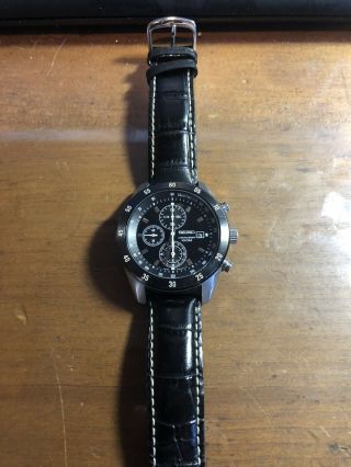 Seiko 7t92 - 0lv0 Mens 100m Chronograph Wristwatch W/ Leather Band