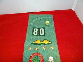 Vintage Girl Scout Sash 1960’s Larchmont With 31 Badges Patches Plus 6 Pins 2