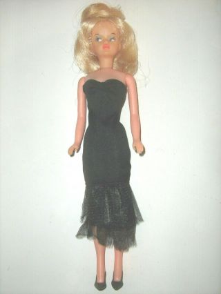 Vintage Palitoy Tressy Doll Blonde Hair Dress Shoes