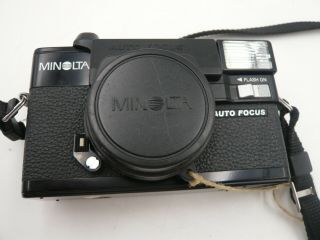 Minolta Vintage Hi - Matic AF2 Point and Shoot Automatic Camera with Lens Cap 2