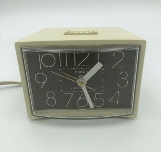 Vintage Timex Usa Electric Alarm Clock Model 7437 - 7 Lighted Dial
